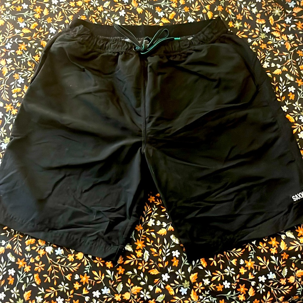 Saxx Men’s Cannonball 2 in 1 shorts